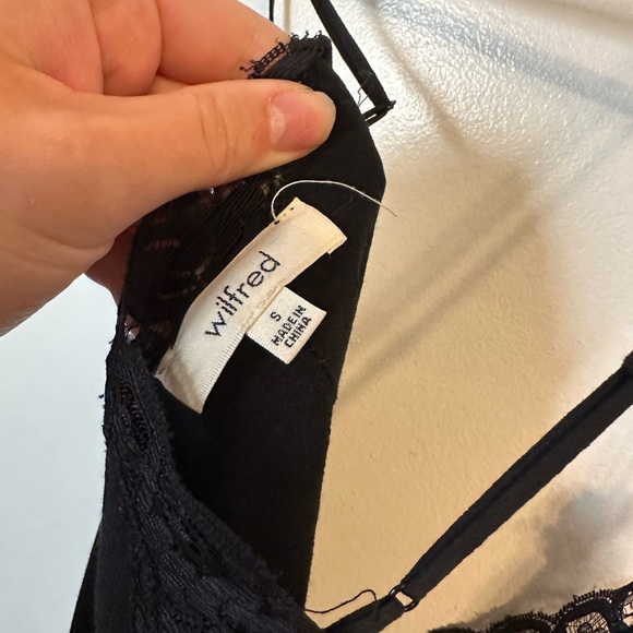 Wilfred Aritzia mini dress - Picture 4 of 4